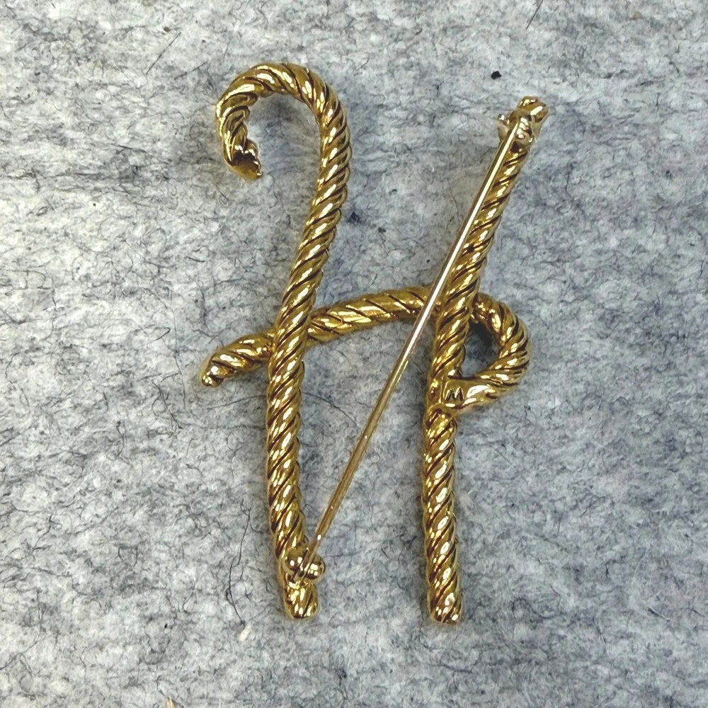 Vintage Gold Tone Initial Letter H Twisted Rope Monogram Brooch Pin